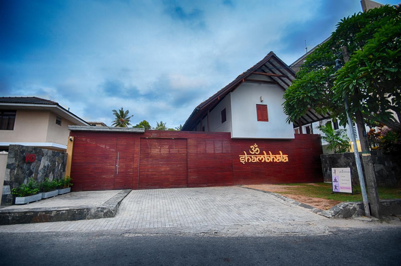 Om Shambhala Bed and Breakfast Colombo Exterior foto